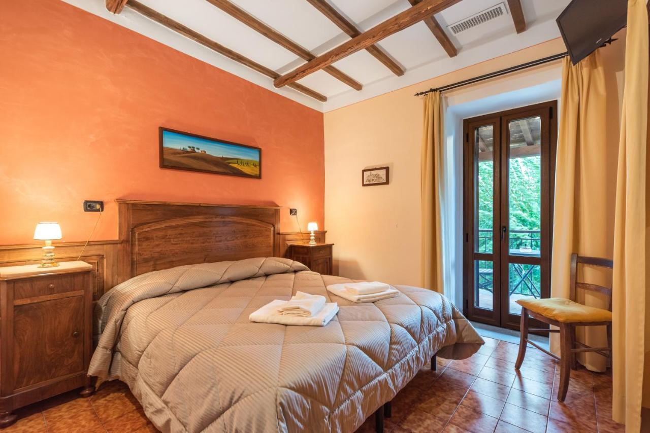 Bed and Breakfast Casale Dei Gelsi Кастільйоне-ін-Теверина Екстер'єр фото