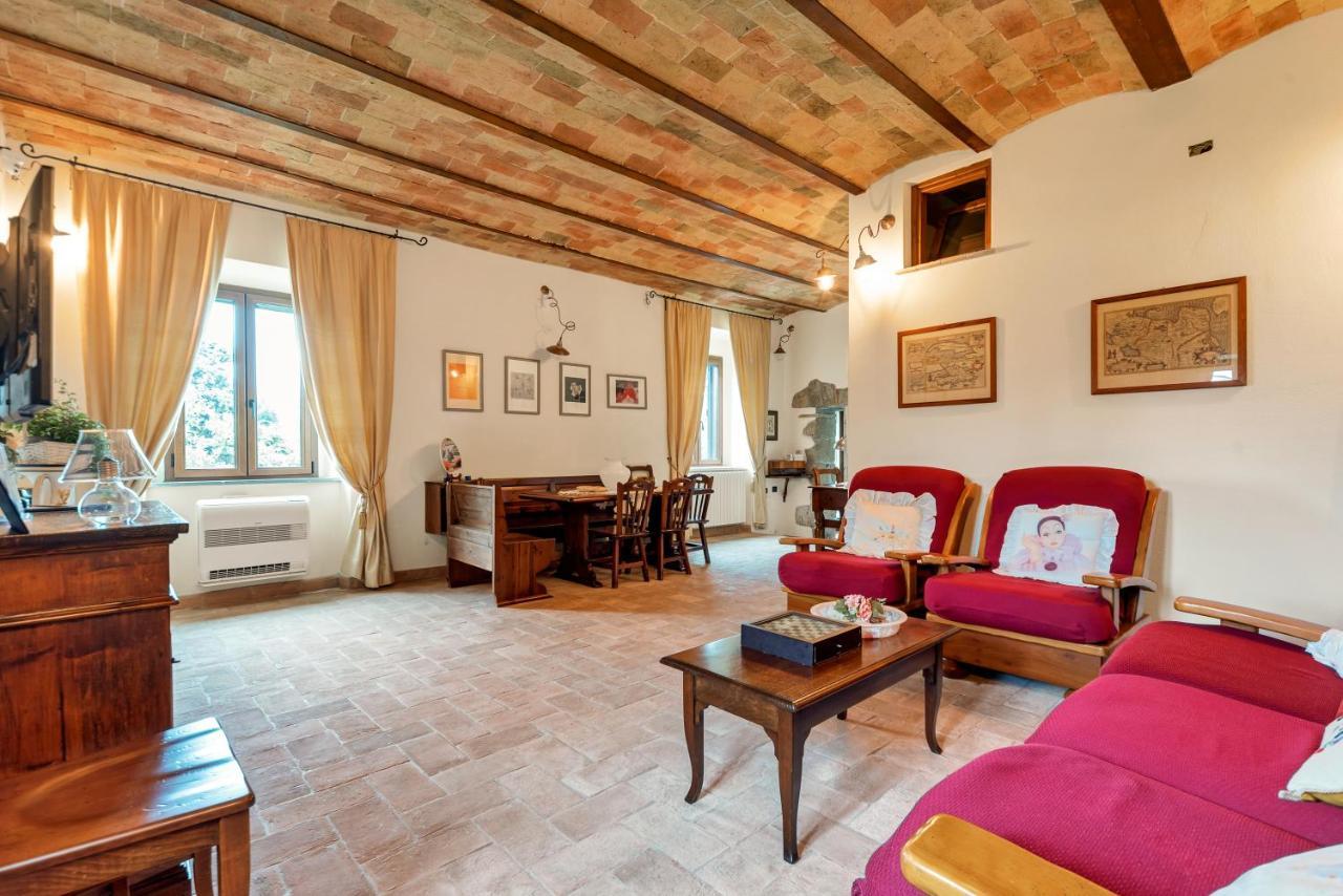 Bed and Breakfast Casale Dei Gelsi Кастільйоне-ін-Теверина Екстер'єр фото