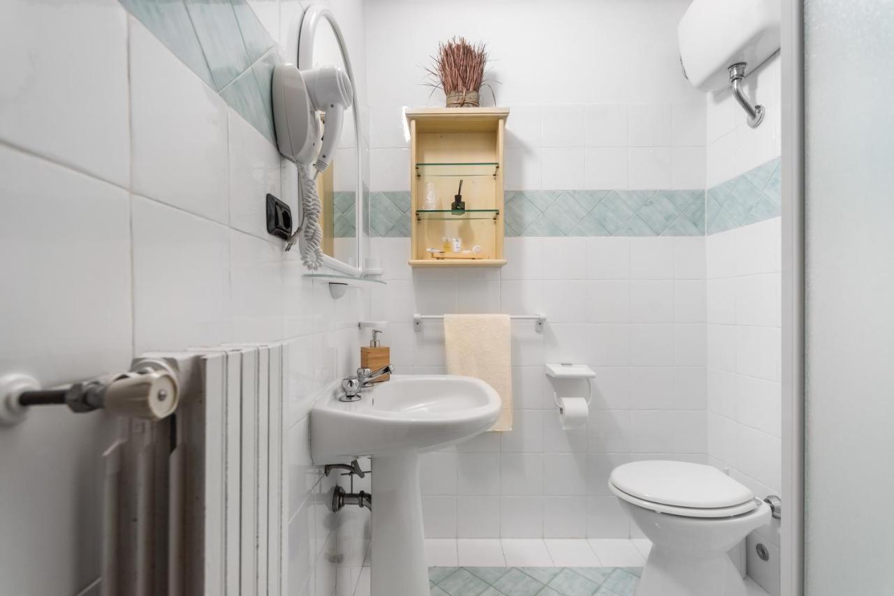 Bed and Breakfast Casale Dei Gelsi Кастільйоне-ін-Теверина Екстер'єр фото
